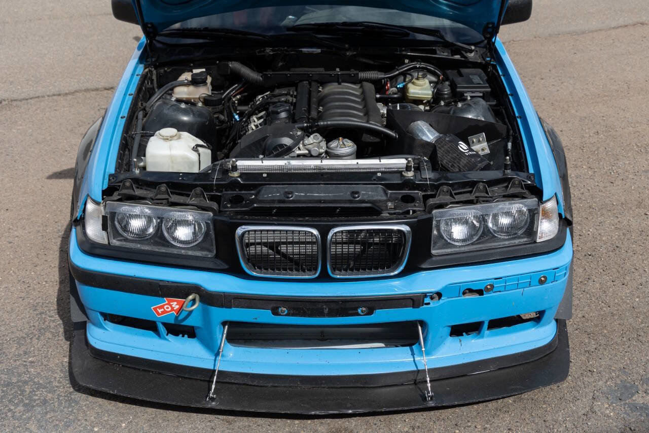 Used 1994 BMW 325i Sedan image 91