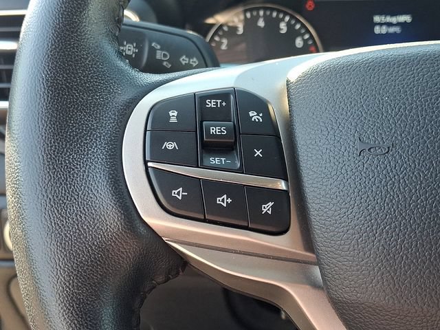 Used 2023 Ford Explorer Limited AWD/4WD image 18