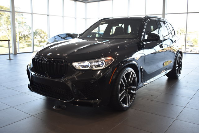 Used 2021 BMW X5 M w/ Executive Package image 7