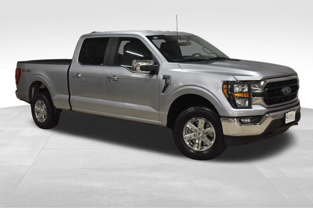 Used 2023 Ford F150 XLT w/ Trailer Tow Package image 4