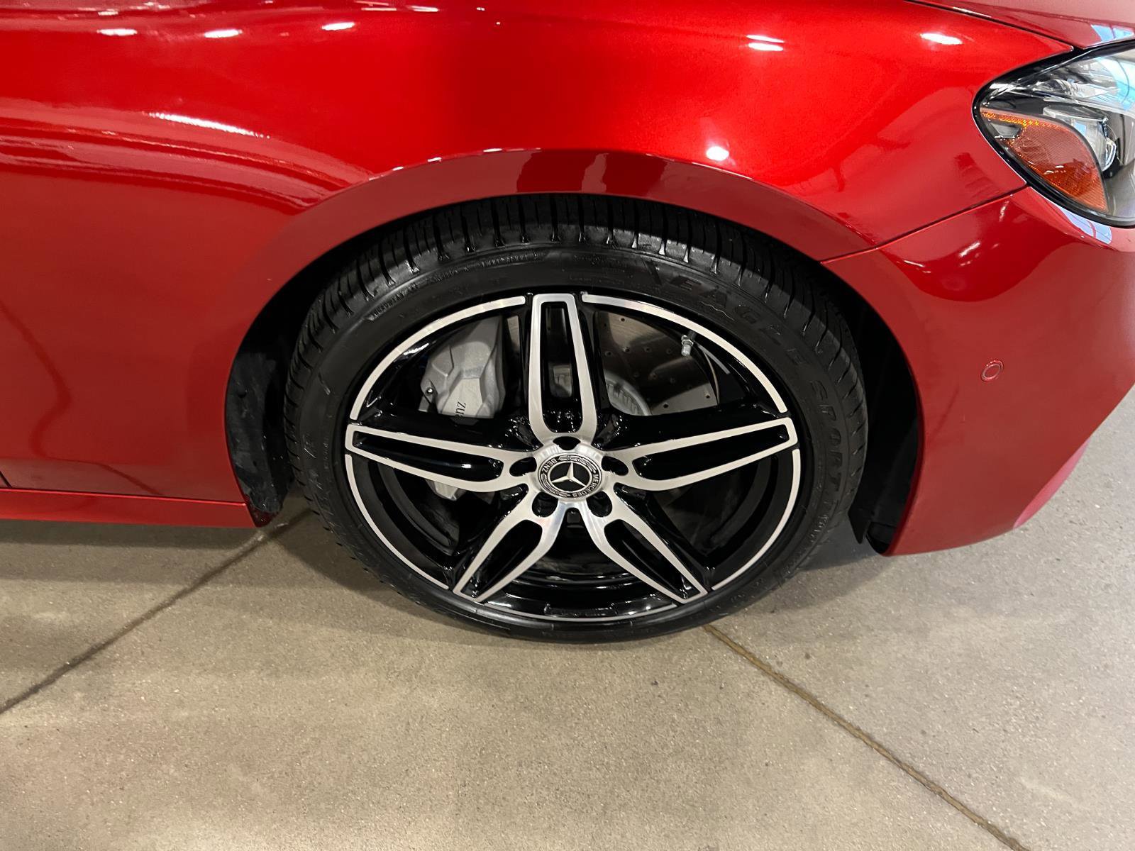 Used 2020 Mercedes-Benz E 350 4MATIC Sedan w/ Parking Assistance Package image 43