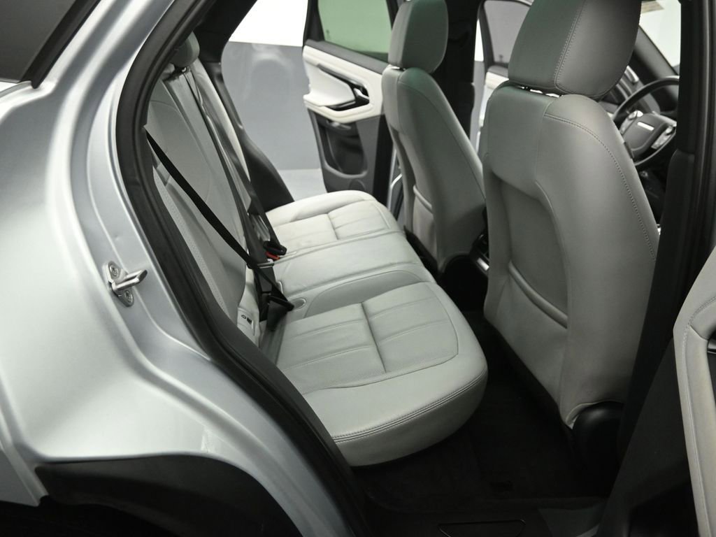 Used 2020 Land Rover Range Rover Evoque SE image 25