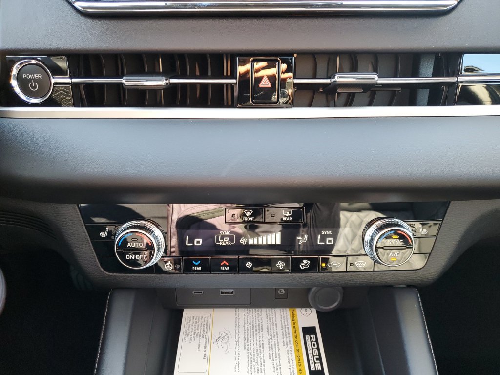 New 2026 Nissan Rogue Platinum AWD/4WD image 29