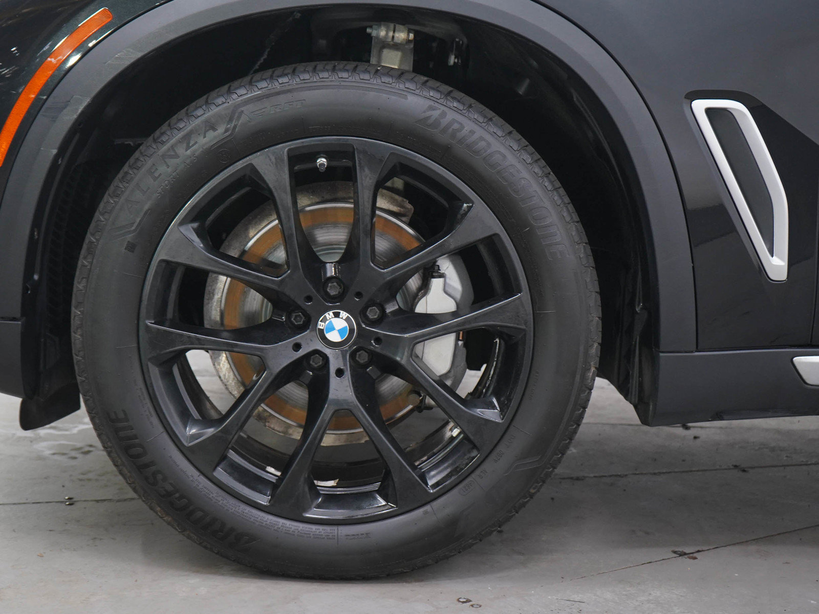 Used 2022 BMW X5 xDrive40i AWD/4WD image 32