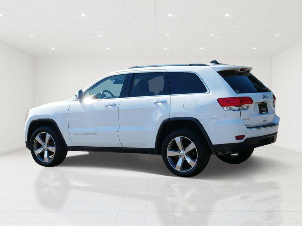Used 2015 Jeep Grand Cherokee Limited w/ Trailer Tow Group IV AWD/4WD image 4