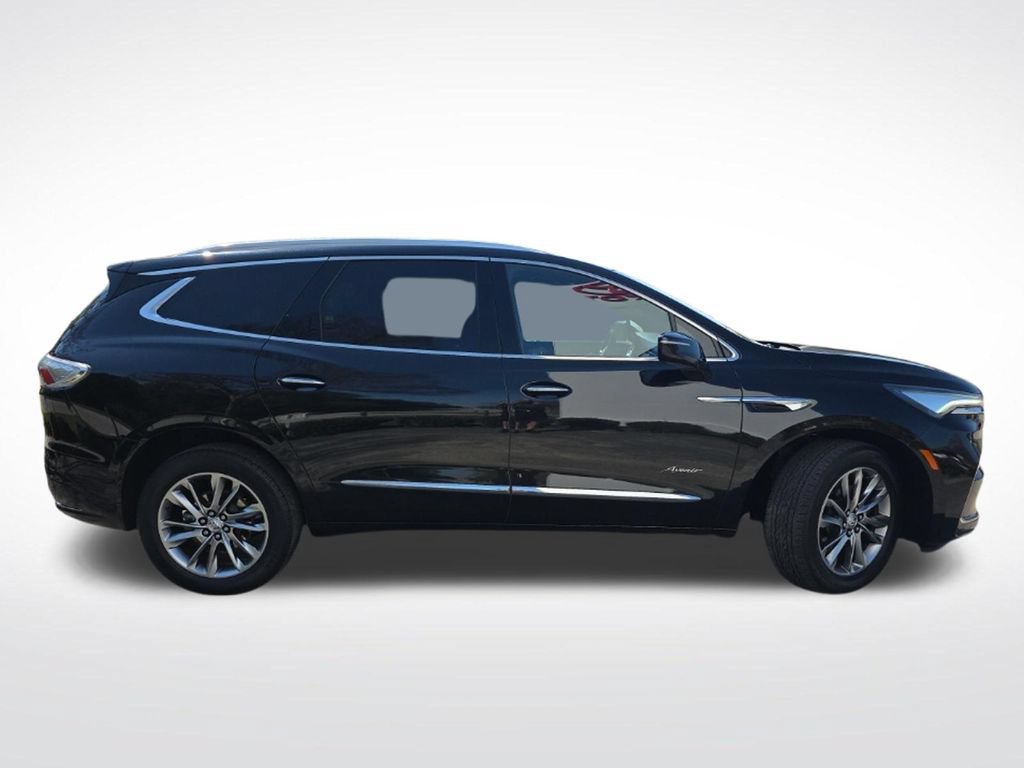 Used 2024 Buick Enclave Avenir w/ Avenir Technology Package FWD image 2