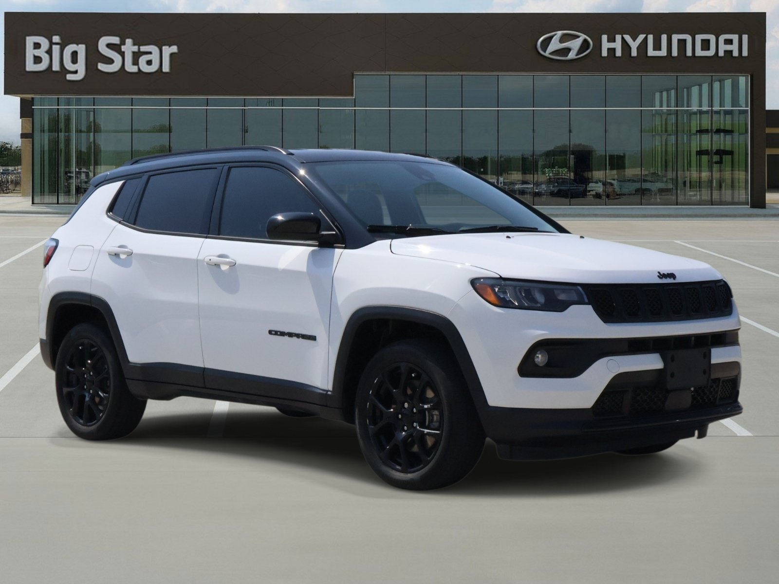 Used 2023 Jeep Compass Latitude AWD/4WD image 6