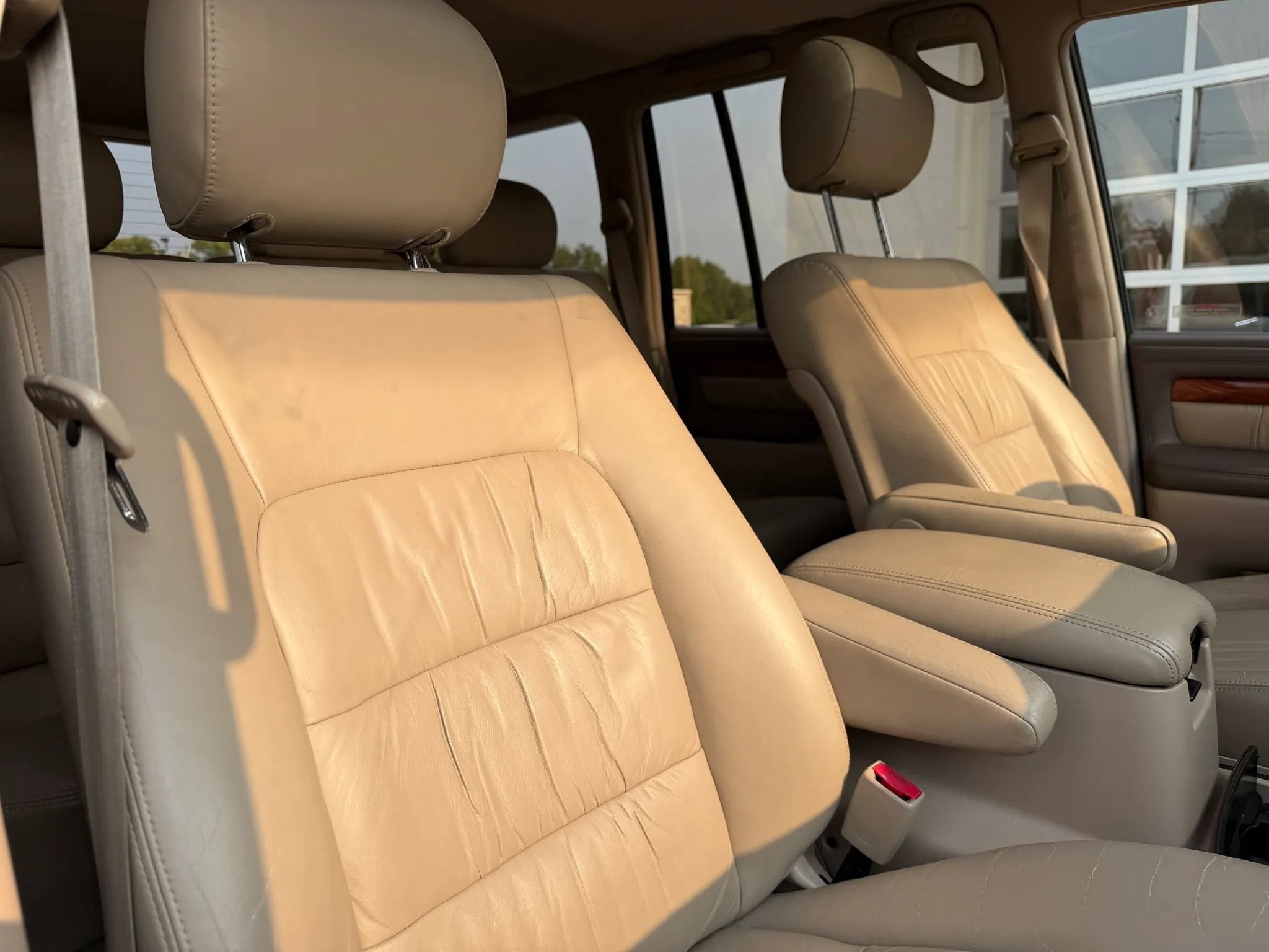 Used 2000 Lexus LX 470 4WD image 24
