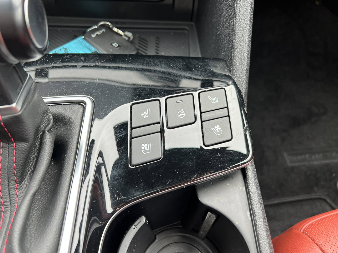 Used 2024 Kia Sportage SX image 23