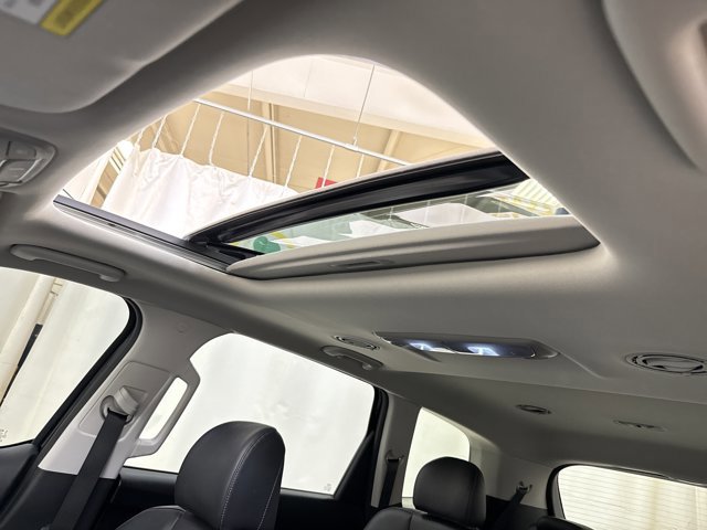 Used 2022 Kia Telluride S image 24