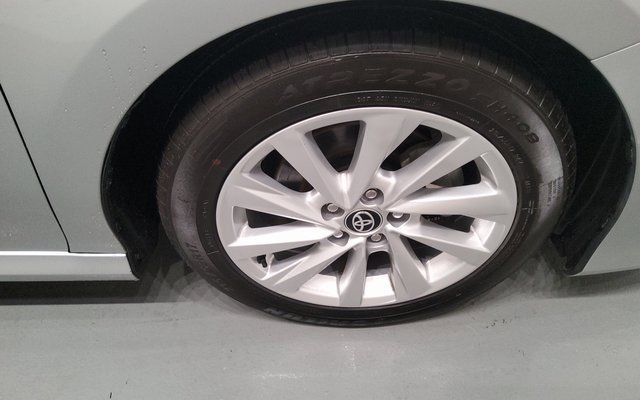 Used 2023 Toyota Camry LE image 40