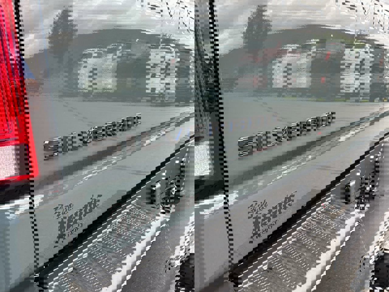 Used 2026 Chevrolet Silverado 3500 LT w/ Trail Boss Package image 10