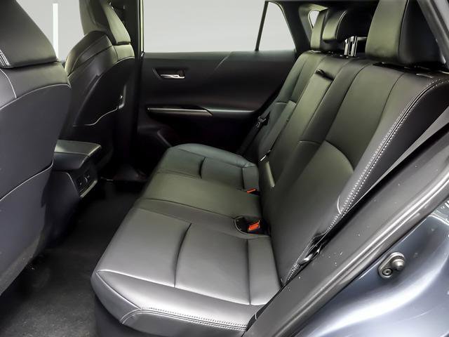 Used 2022 Toyota Venza XLE image 10