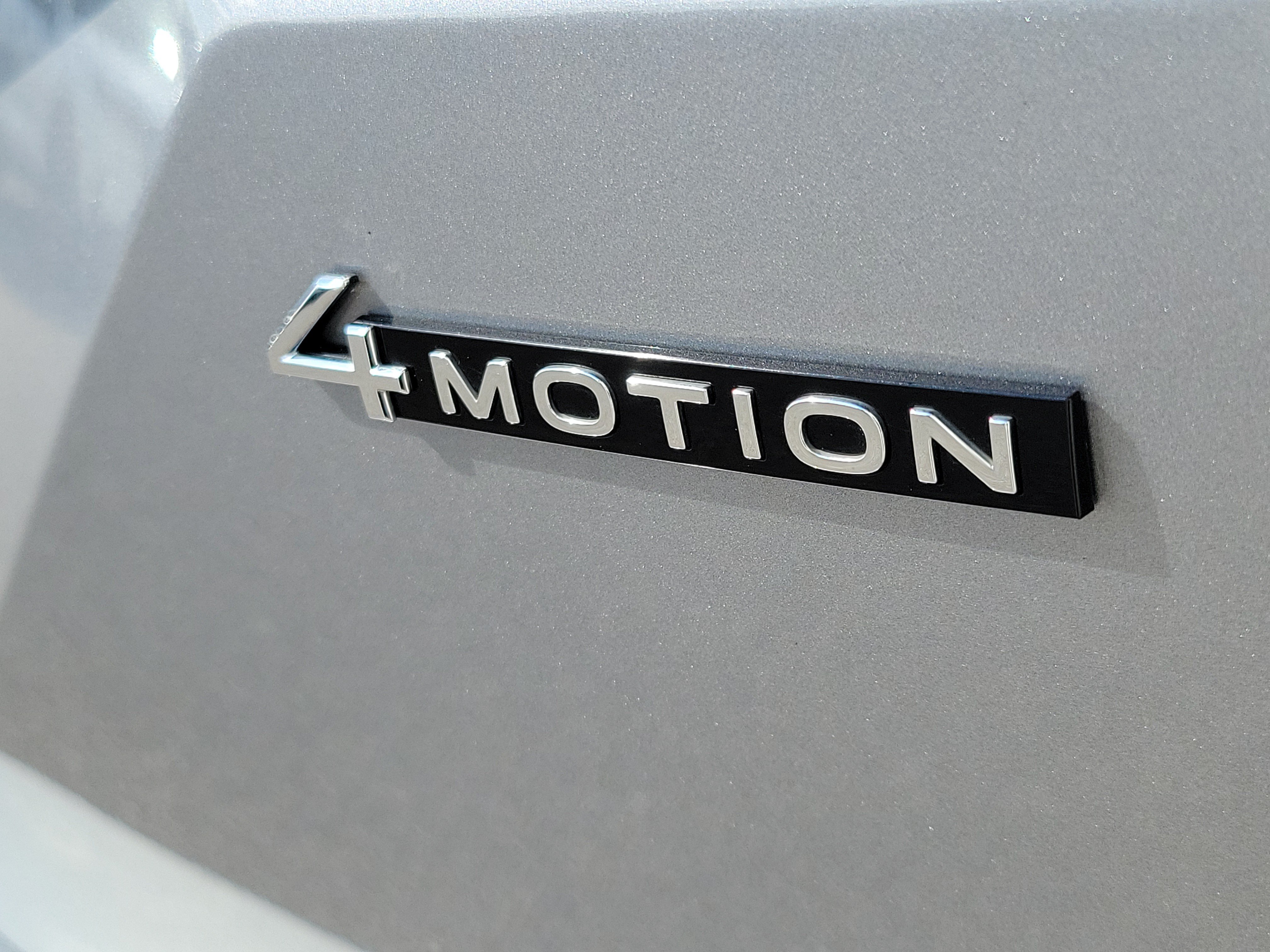 Used 2025 Volkswagen Atlas SE AWD/4WD image 7