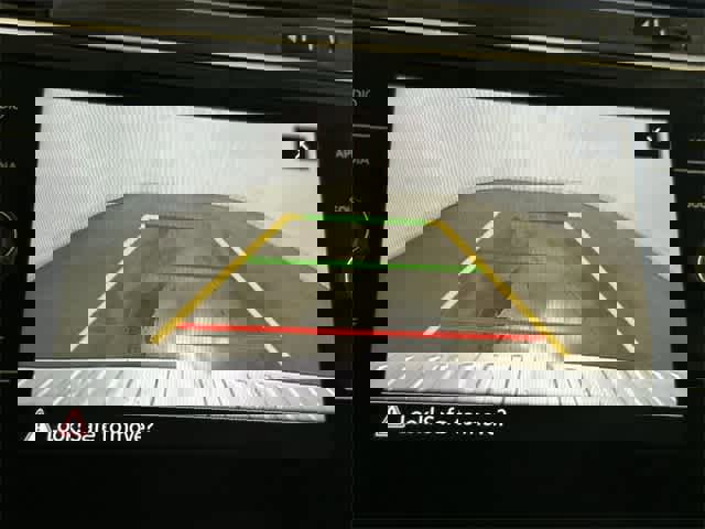 Certified 2022 Volkswagen Tiguan SE w/ Panoramic Sunroof Package image 15