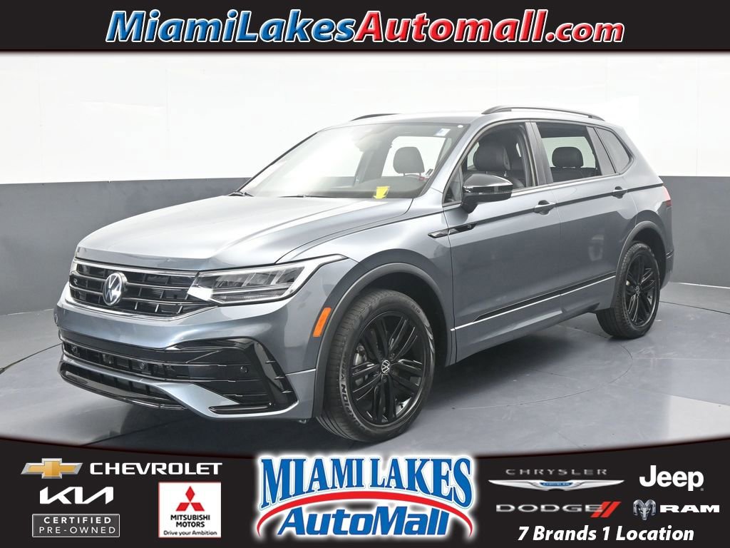 Used 2022 Volkswagen Tiguan SE R-Line image 1