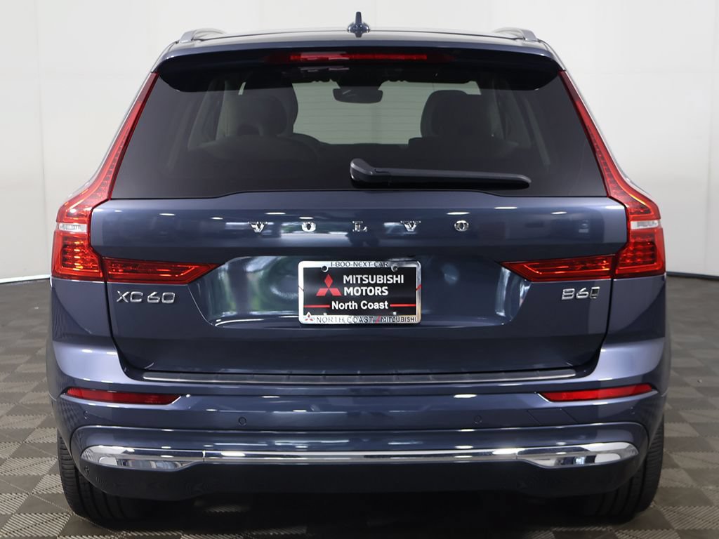 Used 2023 Volvo XC60 B6 Ultimate AWD/4WD image 12