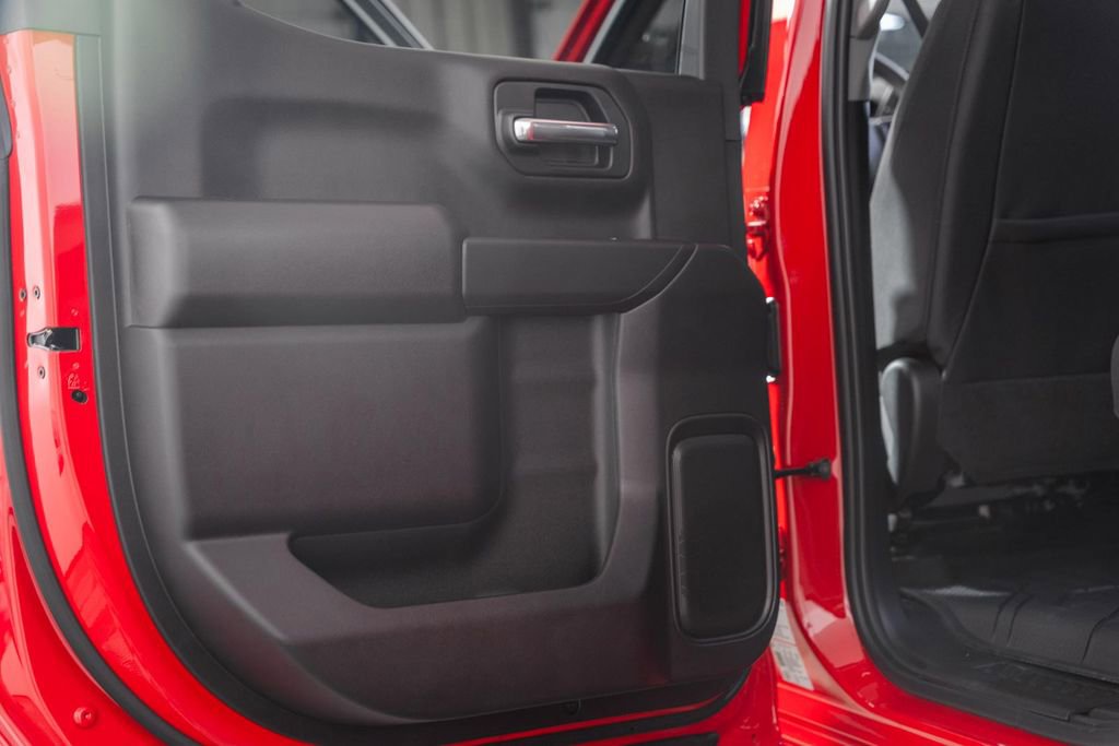 New 2026 Chevrolet Silverado 1500 Custom w/ Turbomax Blackout Package image 40