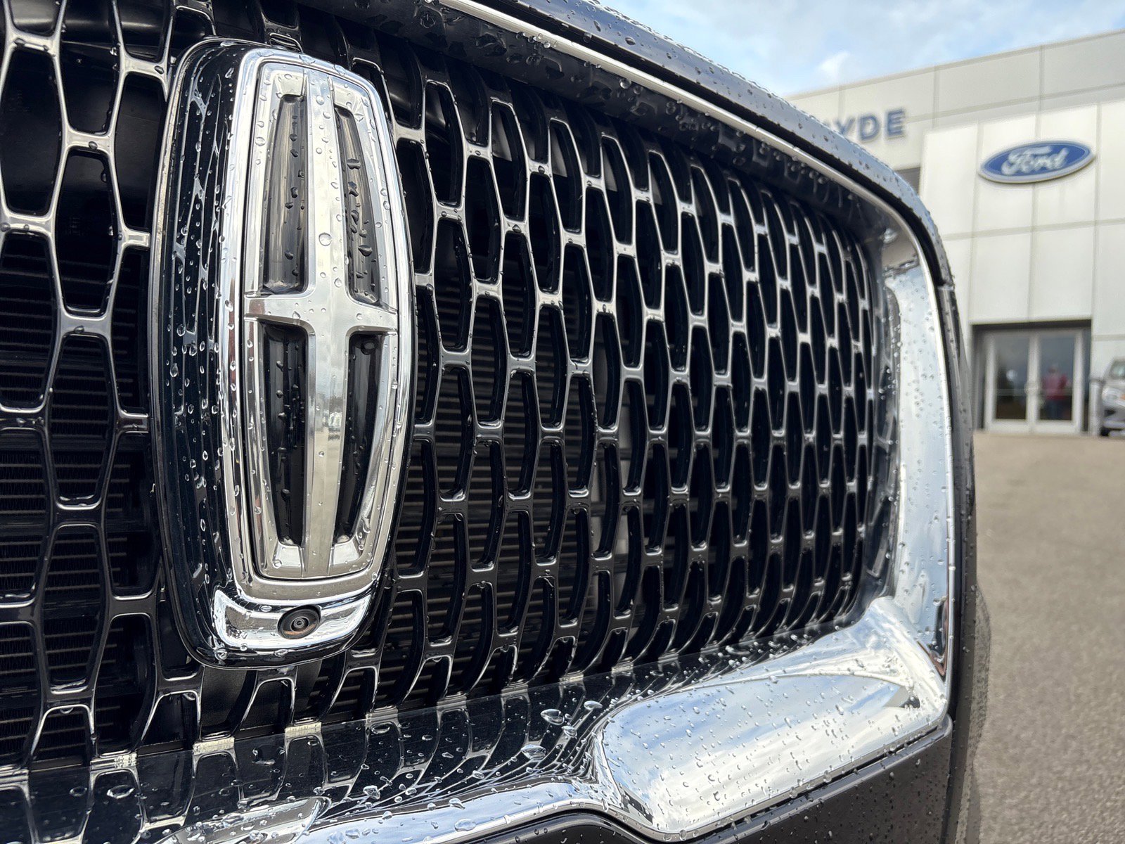 Used 2024 Lincoln Navigator Reserve image 11