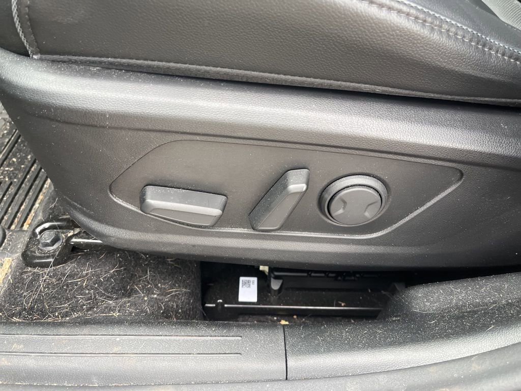 Certified 2024 Hyundai Santa Cruz Limited image 13