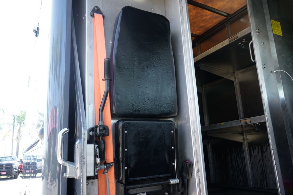 Used 2022 Ford Transit 350 DRW RWD image 33