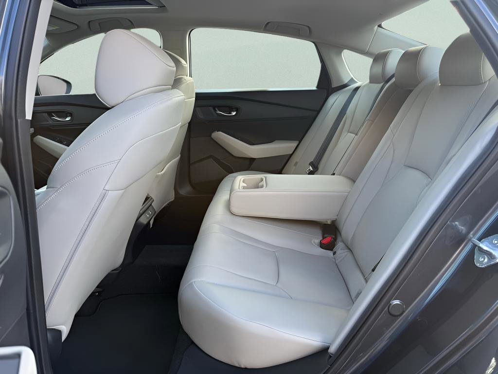 Used 2024 Honda Accord EX-L image 8