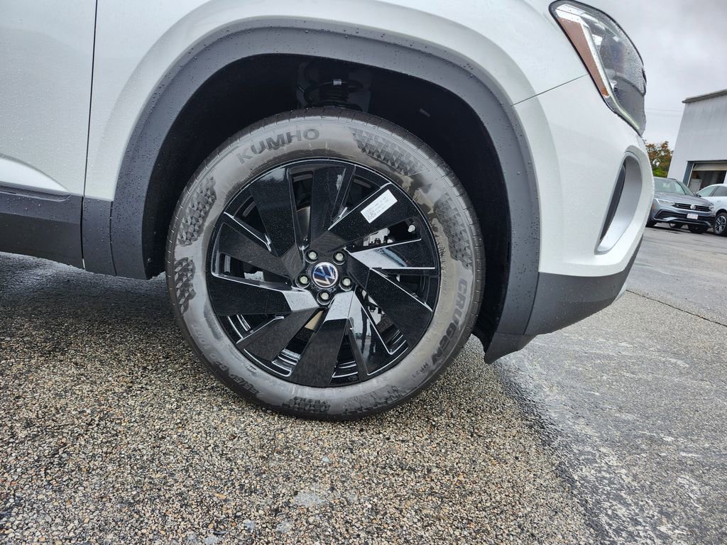 New 2026 Volkswagen Atlas SE image 17