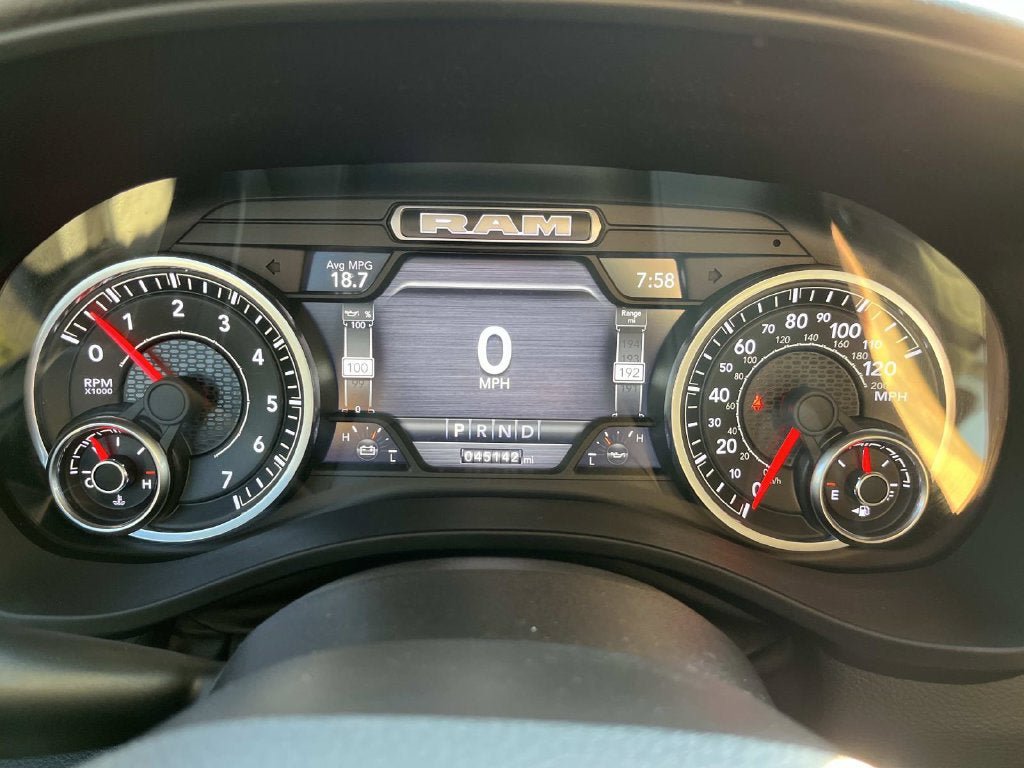 Used 2022 RAM 1500 Big Horn AWD/4WD image 33