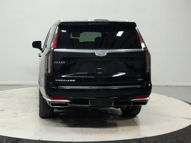 Used 2023 Cadillac Escalade Premium Luxury w/ LPO, Radiant Package AWD/4WD image 7