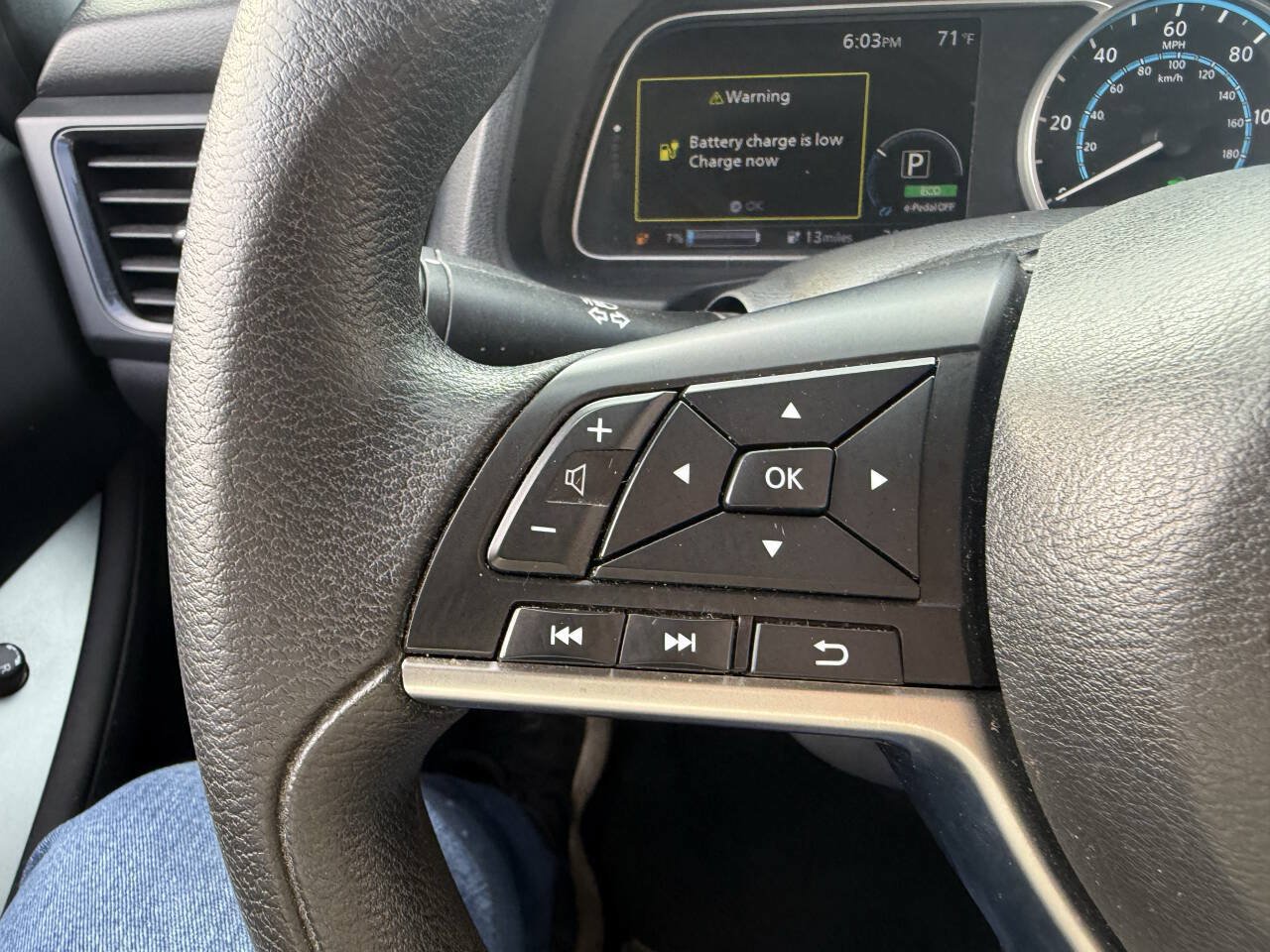Used 2022 Nissan Leaf S FWD image 25