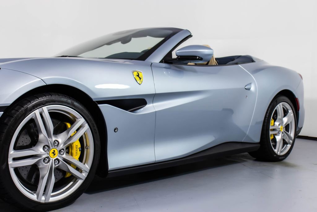 Certified 2022 Ferrari Portofino M RWD image 31
