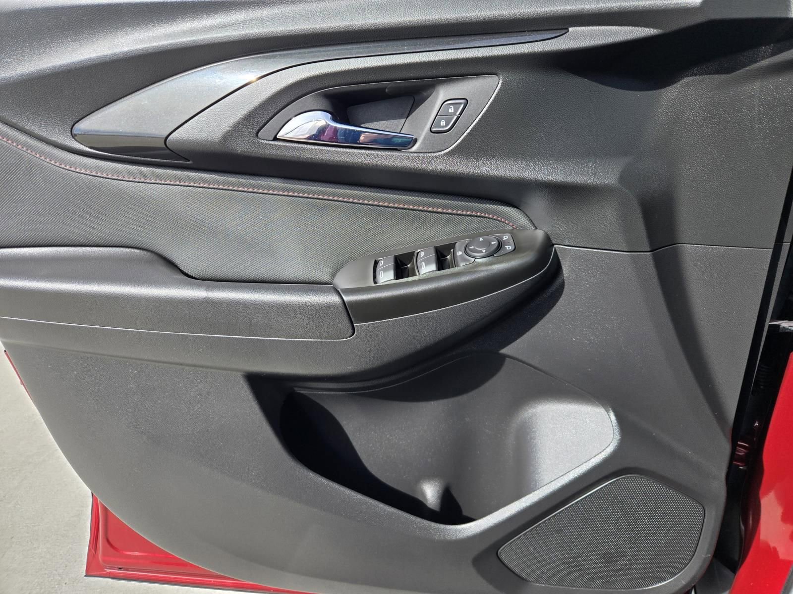 Used 2022 Chevrolet TrailBlazer RS image 22