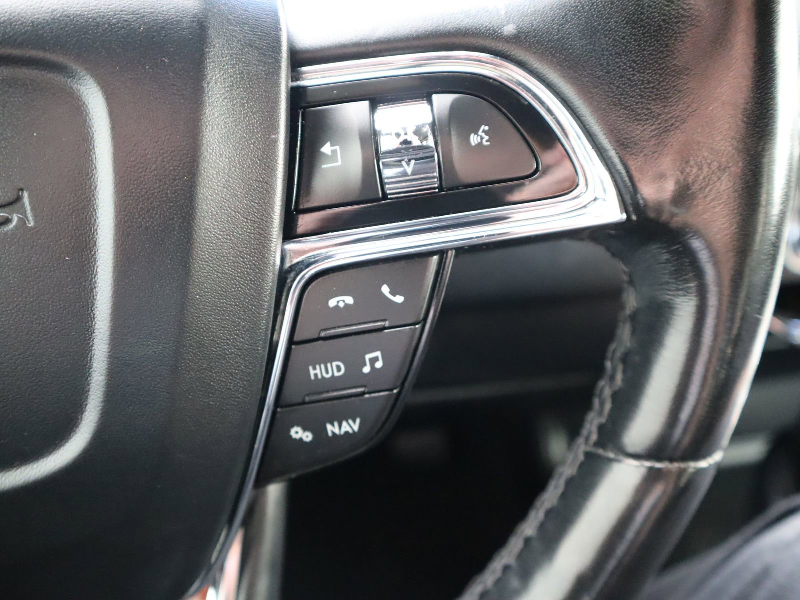 Used 2018 Lincoln Navigator Reserve w/ Technology Package AWD/4WD image 35