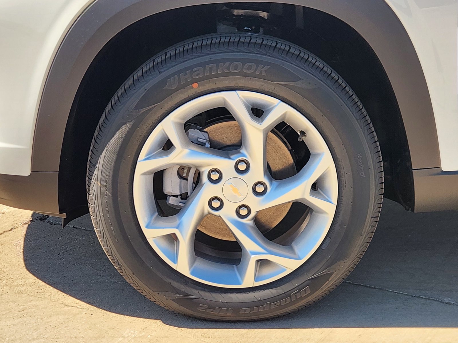 New 2026 Chevrolet Trax LS w/ LS Convenience Package FWD image 12