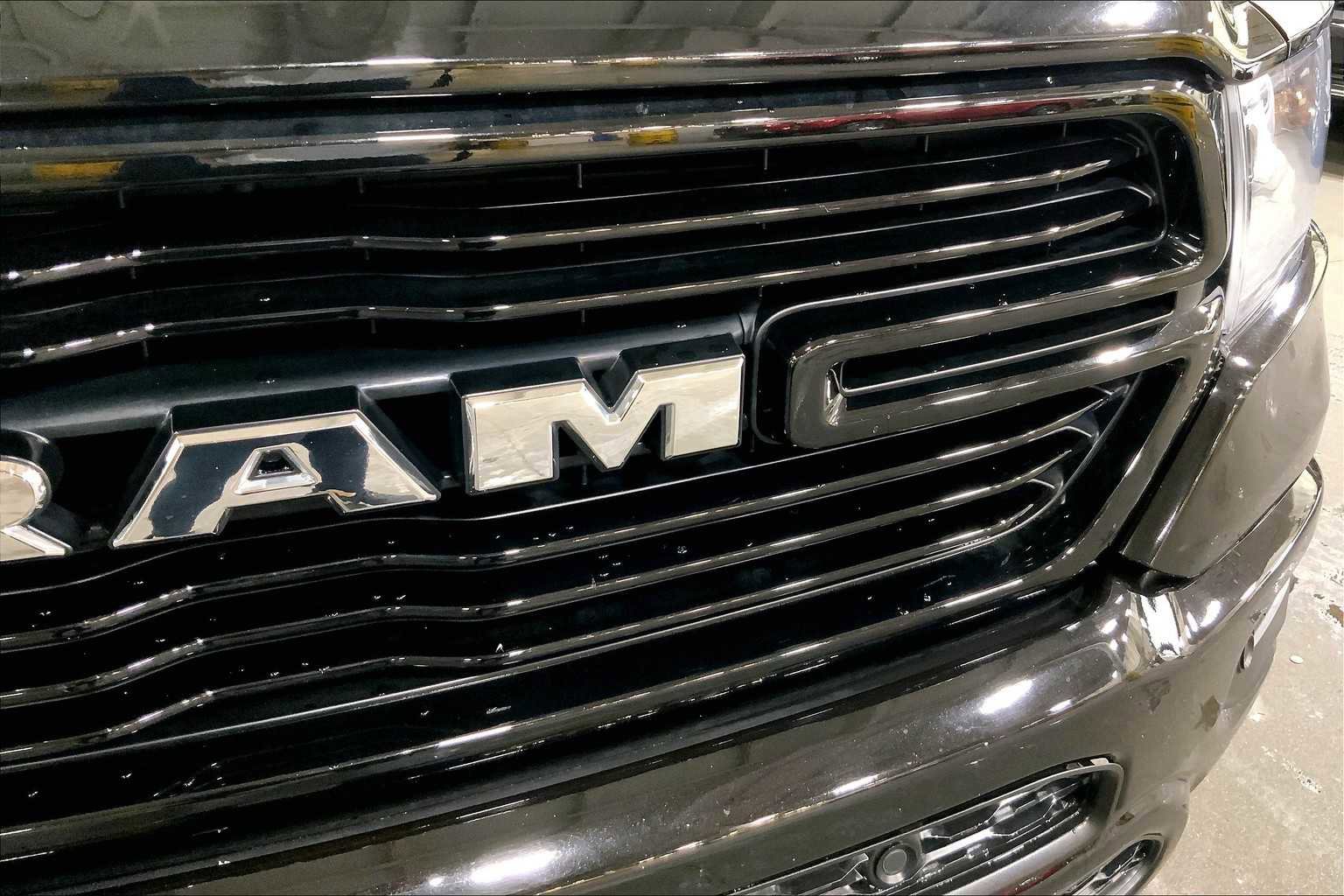 Used 2019 RAM 1500 Laramie w/ Sport Appearance Package image 29