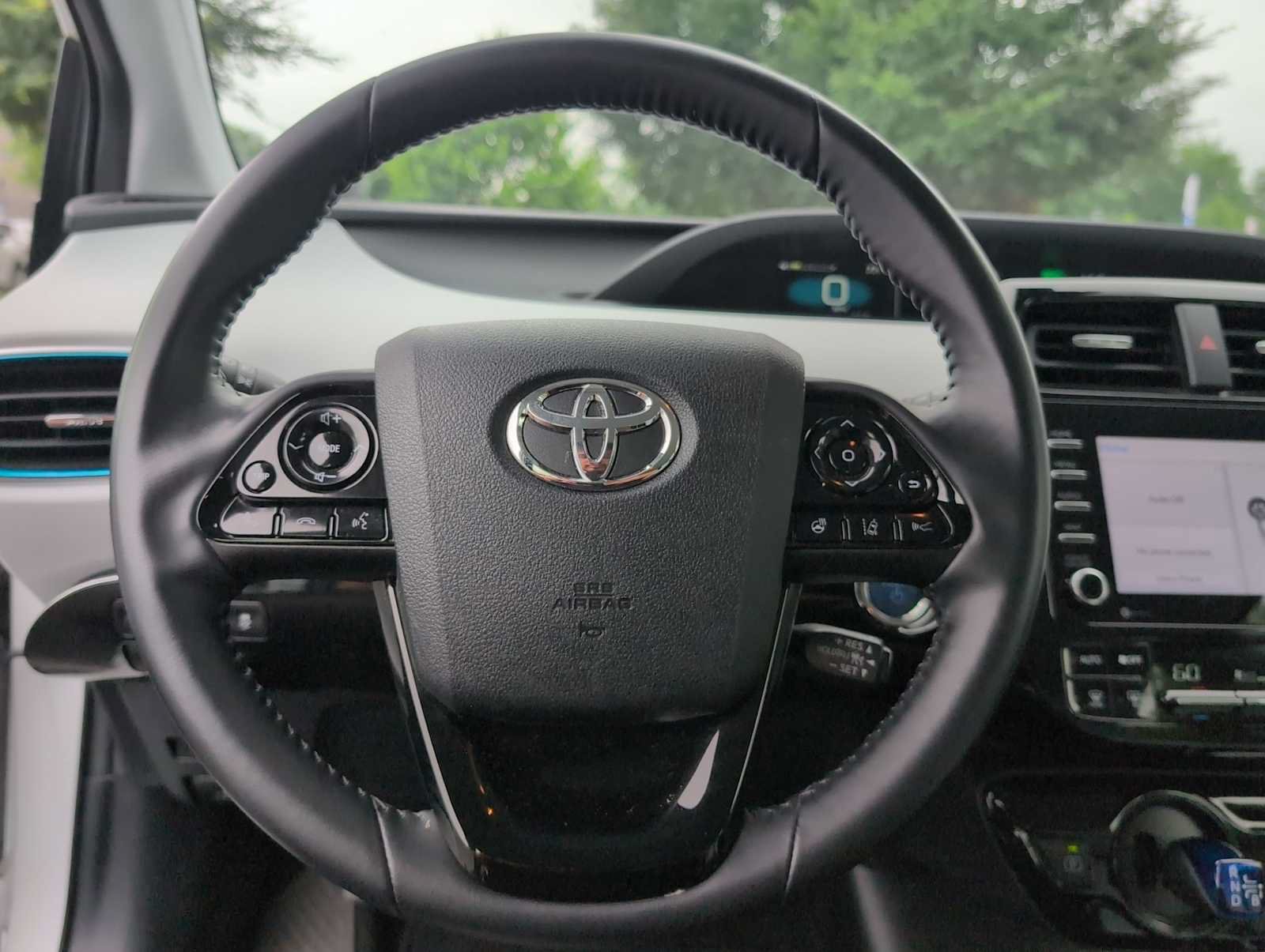 Used 2022 Toyota Prius XLE AWD/4WD image 21