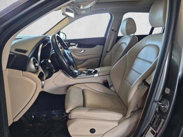 Used 2016 Mercedes-Benz GLC 300 4MATIC image 15