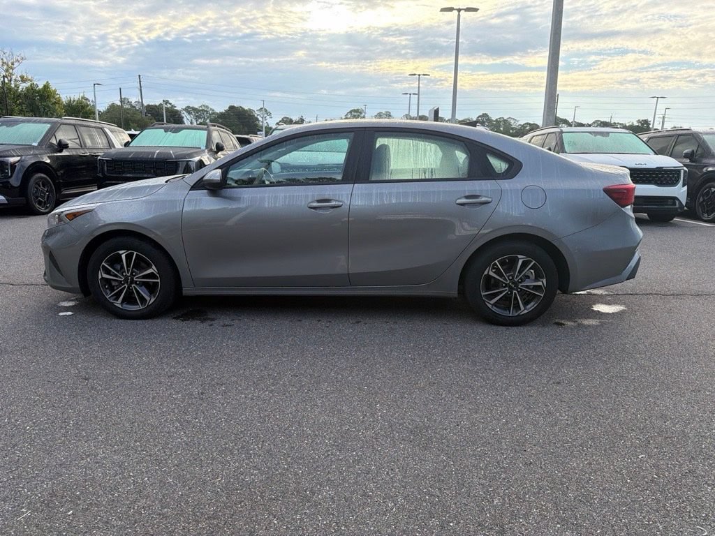 Certified 2024 Kia Forte LXS FWD image 8