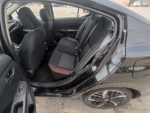 Used 2024 Nissan Versa SR FWD image 11