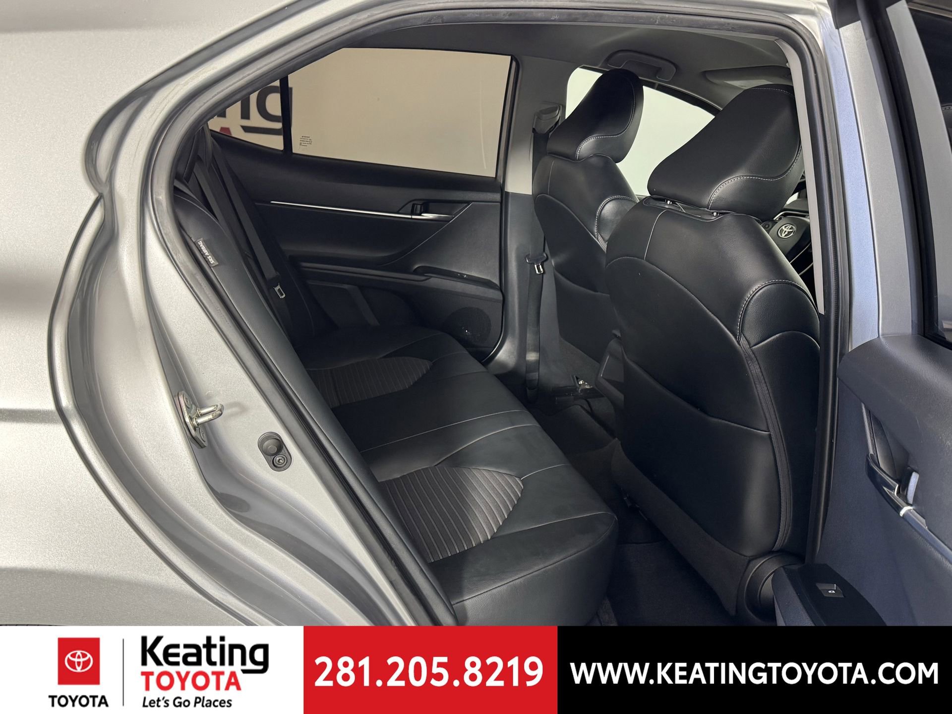 Used 2020 Toyota Camry SE image 18