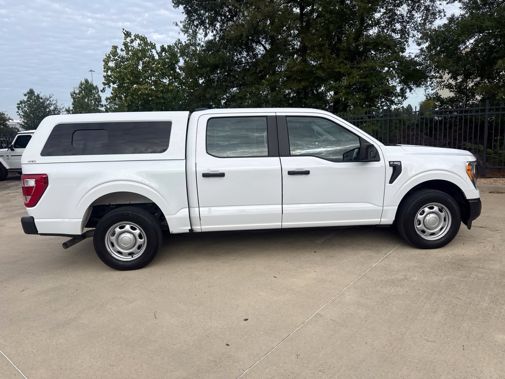 Used 2022 Ford F150 XL w/ Equipment Group 101A High RWD image 3