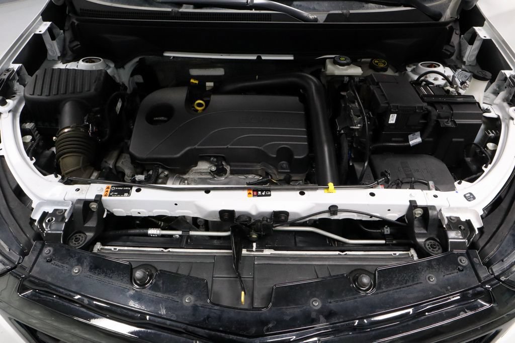 Used 2023 Chevrolet Equinox RS AWD/4WD image 16