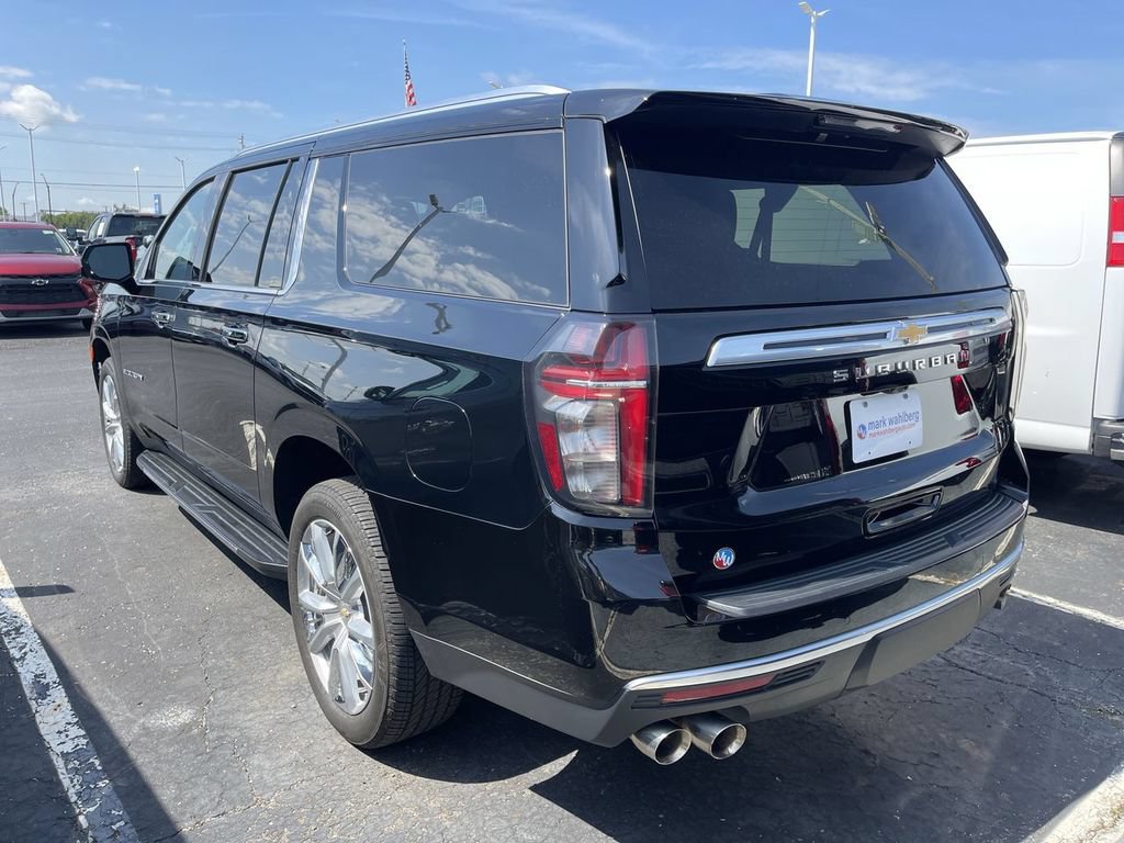 Used 2023 Chevrolet Suburban High Country w/ Max Trailering Package AWD/4WD image 8