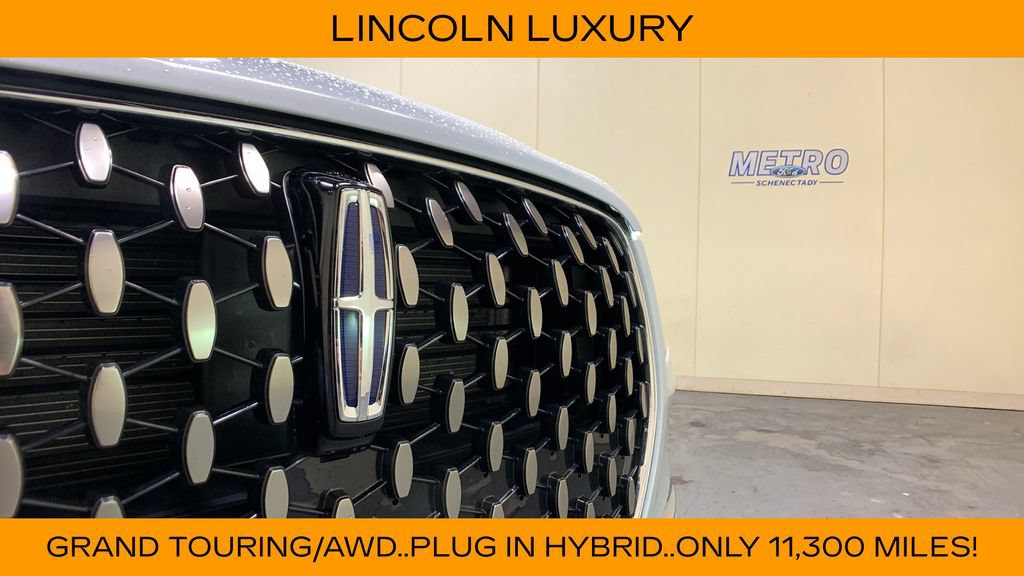 Used 2025 Lincoln Corsair Grand Touring w/ Towing Package AWD/4WD image 46
