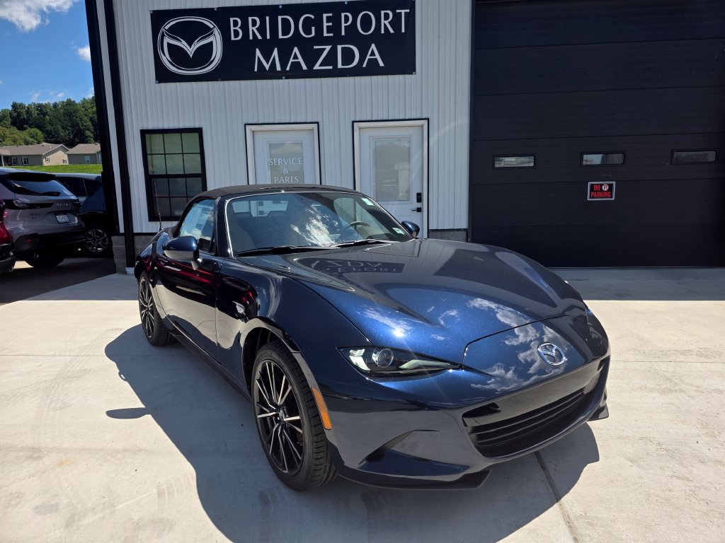 New 2026 MAZDA MX-5 Miata Grand Touring RWD image 1