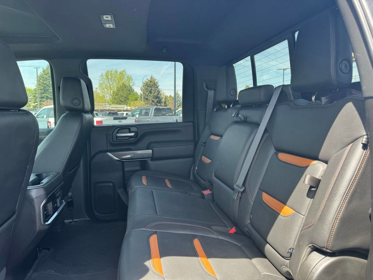 Used 2020 GMC Sierra 2500 AT4 w/ AT4 Premium Package AWD/4WD image 13