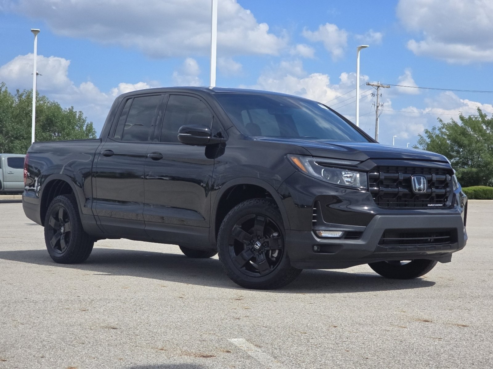 Used 2024 Honda Ridgeline Black Edition image 2
