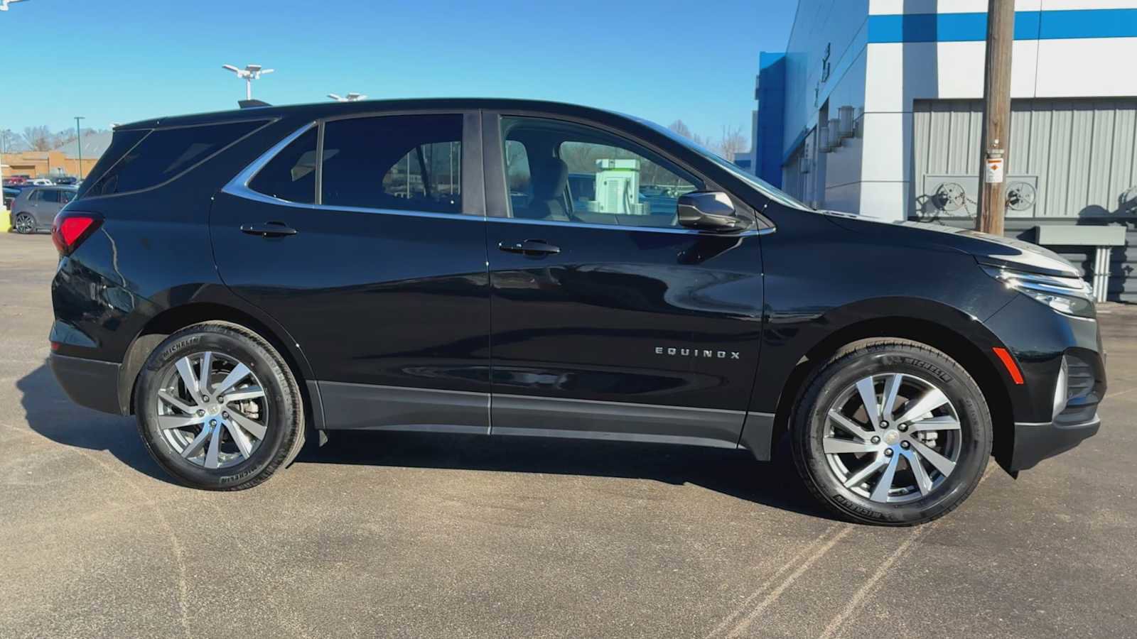 Certified 2024 Chevrolet Equinox LT image 9