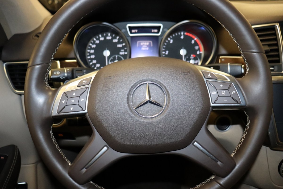 Used 2015 Mercedes-Benz ML 250 BlueTEC 4MATIC image 13