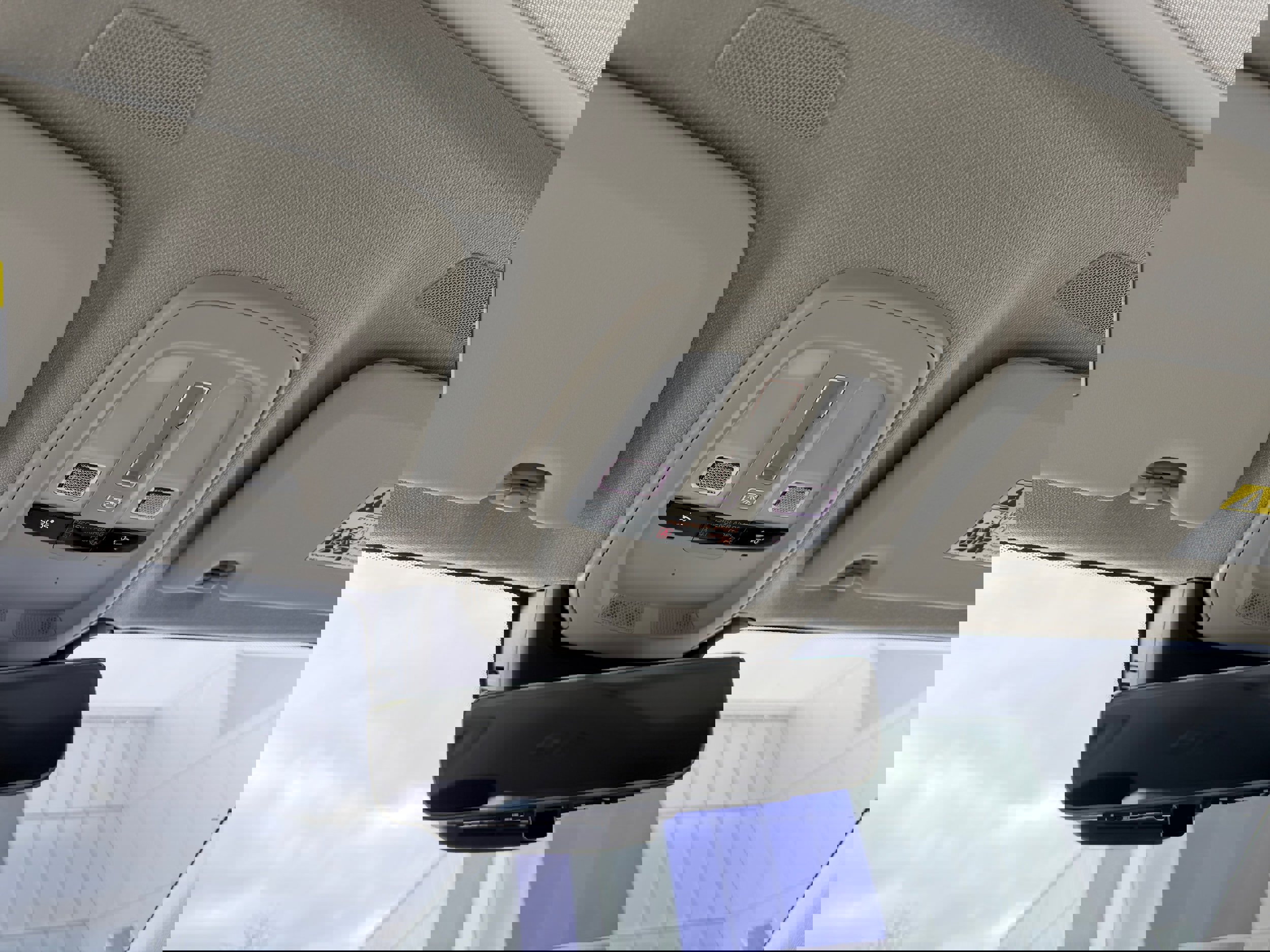 New 2026 Volvo XC40 B4 Plus w/ Protection Package Premier FWD image 16